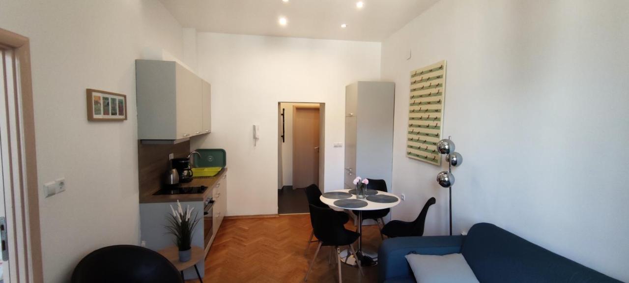 Apartment Milani With Private Garage Opatija Extérieur photo